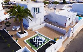 Apartamentos Anjomacar A